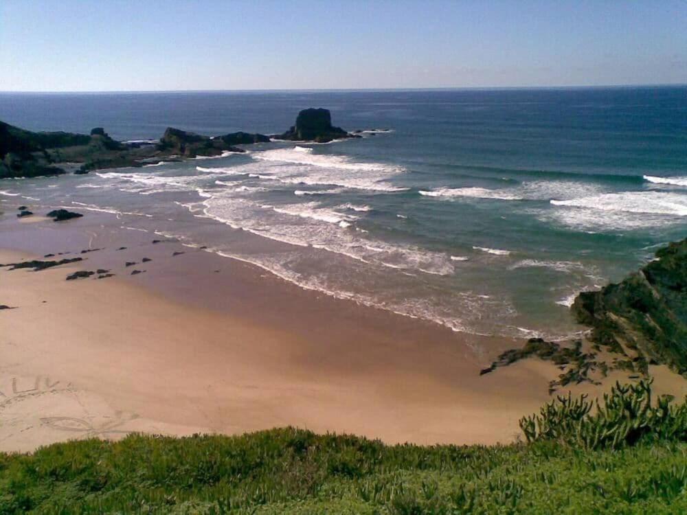A Casinha Da Tita - Moradia Com Terraco Villa Zambujeira do Mar Kültér fotó