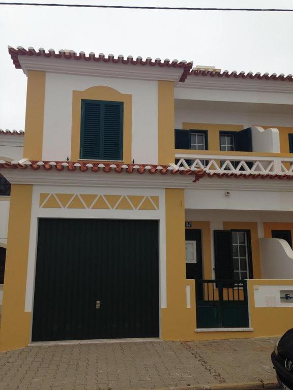 A Casinha Da Tita - Moradia Com Terraco Villa Zambujeira do Mar Kültér fotó