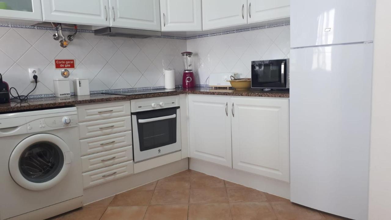 A Casinha Da Tita - Moradia Com Terraco Villa Zambujeira do Mar Kültér fotó